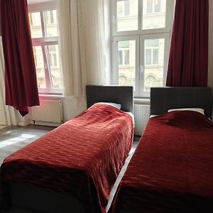 Economy Kamer met Twee Aparte Bedden